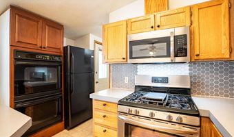 60245 Lakeview Dr, Bend, OR 97702