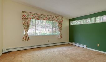 93 Vaughn Hill Rd, Bolton, MA 01740