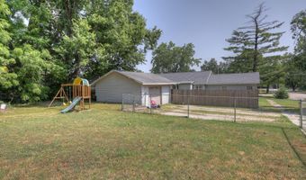 504 E 6th St, Baxter Springs, KS 66713