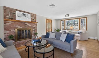 57 Juniper Rd, Andover, MA 01810