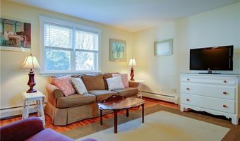 70 Carroll Ave 1113, Newport, RI 02840