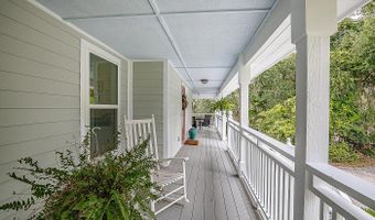 62 Meridian Rd, Beaufort, SC 29907