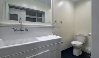 711 S Simon St, Ada, OH 45810