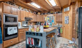 1062 Wilder Hwy, Alpine, TN 38543