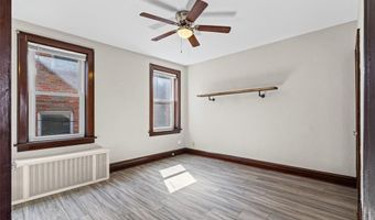 8923 Gravois Rd, Affton, MO 63123