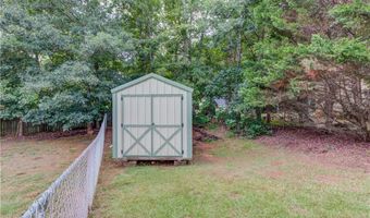 105 Deupree Ct, Athens, GA 30607