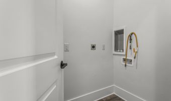 100 Blue Ridge Ct, Bay St. Louis, MS 39520