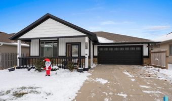 305 S Spring Pl, Brandon, SD 57005