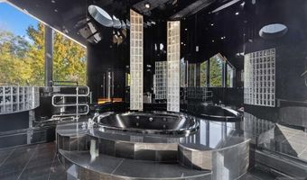 23 Rio Vista Dr, Alpine, NJ 07620