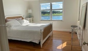 9250 W Bay Harbor Dr 3B, Bay Harbor Islands, FL 33154