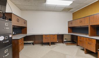 27 W530 High Lake Ave, Winfield, IL 60190