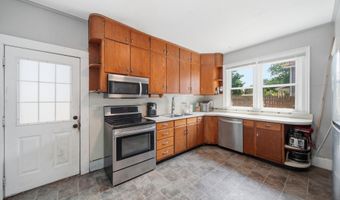 225 Seeley St, Adrian, MI 49221