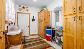 16032 Farm Road 1212, Aurora, MO 65605