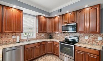 4724 POLE Rd, Alexandria, VA 22309