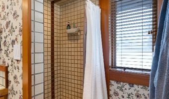 2122 Fairway Dr, Bozeman, MT 59715