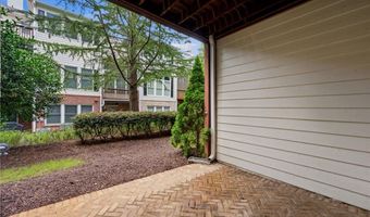 5806 Riverstone Cir 10, Atlanta, GA 30339