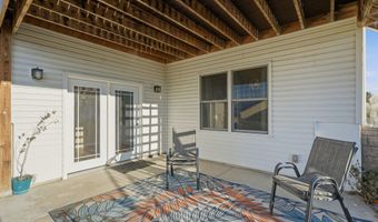 907 S 25th St, Beatrice, NE 68310