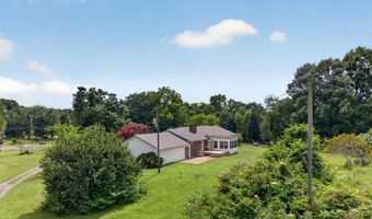 5572 Section Line Rd, Albertville, AL 35950