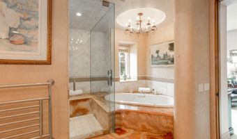 7206 Aviara Dr, Carlsbad, CA 92011