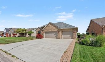 10404 Saint John Dr, Algonac, MI 48001