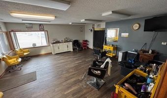 908 N Wayne St, Angola, IN 46703