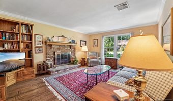 30 Arlton Ave, Allendale, NJ 07401