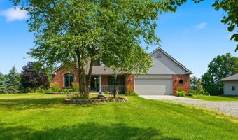 3919 County Rd 34, Auburn, IN 46706