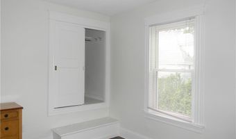 260 Pawtucket Ave, East Providence, RI 02916
