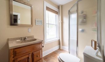 417 Monroe St, Allegan, MI 49010