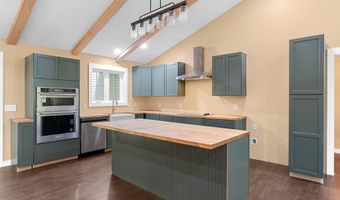 McGrath Pond Loop Road lot 11, Belgrade, ME 04917