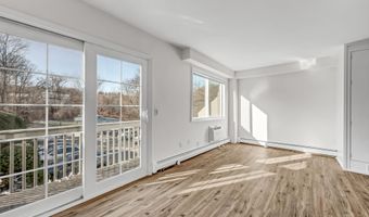 113 Park Ave 20, Danbury, CT 06810