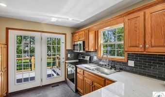 204 E 8th St, Adrian, MO 64720