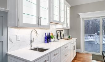 109 Codfish Hill Rd, Bethel, CT 06801