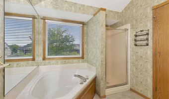 307 Cypress Ct, Andover, KS 67002