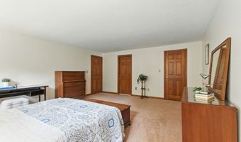 9 Ellsworth Rd, Andover, MA 01810