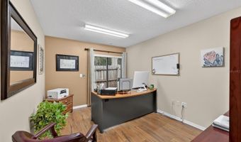 7 W MAIN St 12-14, Apopka, FL 32703