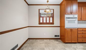 625 N 9th St, Albemarle, NC 28001