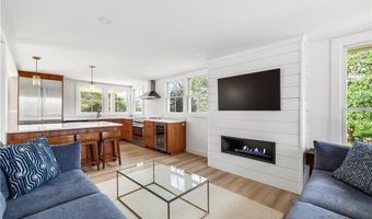 804 Mohegan Trl, Block Island, RI 02807