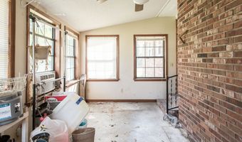 542 Ga Highway 64, Alma, GA 31510