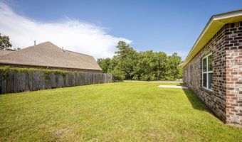 745 Champagne Dr, Biloxi, MS 39532