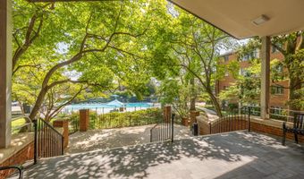 5301 WESTBARD Cir 210, Bethesda, MD 20816