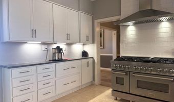812 S Clowe Ave, Artesia, NM 88210