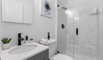 7111 CINDY Ln, Annandale, VA 22003