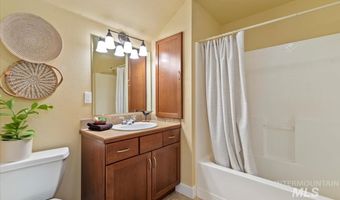 187 E Wishbone Ct, Boise, ID 83706