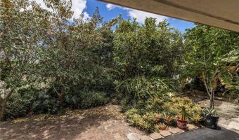 2407 St Louis Dr B, Honolulu, HI 96816