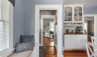 280 Woodbine St, Cranston, RI 02910