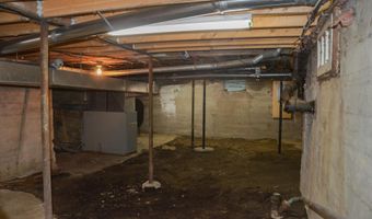 87 Middle Rd, Augusta, ME 04330