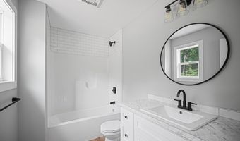 3707 Country Ct, Allegan, MI 49010