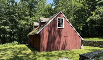 37 Woodruff Ln, Cornwall, CT 06796
