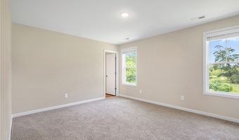 97 Coachman Ln, Autryville, NC 28318